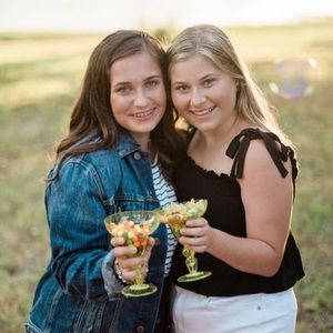 Meet your Posher, Myra